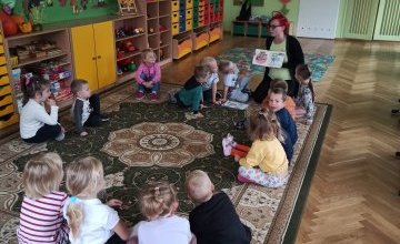 Dzień Przedszkolaka w Pszczółkach I "Powiemy Wam coś jeszcze! Nie mówcie nikomu... Że my się czujemy jak u siebie w domu!"