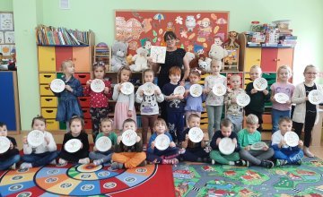 Spotkanie z Panią Bibliotekarką w ramach akcji „Cała Polska czyta dzieciom”.