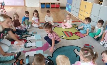 Smerfy witają jesień