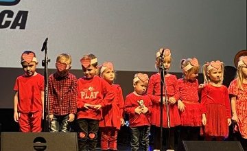 Występ dzieci z grupy ,,Misie" podczas WOŚP