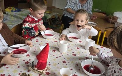 Bożonardzeniowe tradycje Krasnali (10)