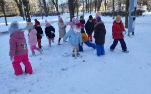 Zabawy zimowe w Pszczółkach (2)