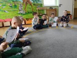 Słoneczka znają zasady bezpiecznej zabawy w zimie (10)