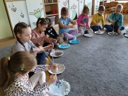 Słoneczka znają zasady bezpiecznej zabawy w zimie (5)