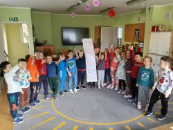 Słoneczka znają zasady bezpiecznej zabawy w zimie (7)
