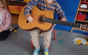 Zuchy w krainie muzyki (1)
