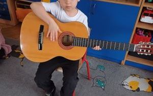 Zuchy w krainie muzyki (1)