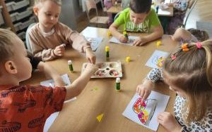 Pszczółki poznają domowe urządzenia elektryczne  (3)