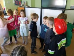 Dzień Teatru w Słoneczkach (6)