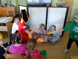 Dzień Teatru w Słoneczkach (4)