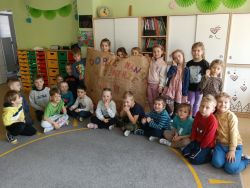 Tydzień teatralny u Słoneczek (2)
