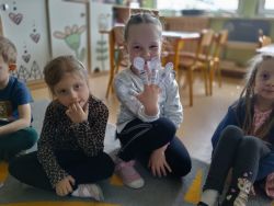 Tydzień teatralny u Słoneczek (9)