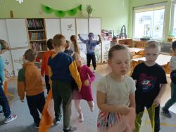 Tydzień teatralny u Słoneczek (9)