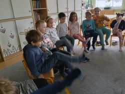 Tydzień teatralny u Słoneczek (10)