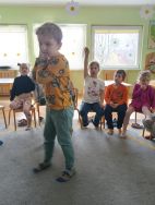 Tydzień teatralny u Słoneczek (13)