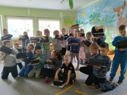 Muzyczny tydzień u Słoneczek (5)