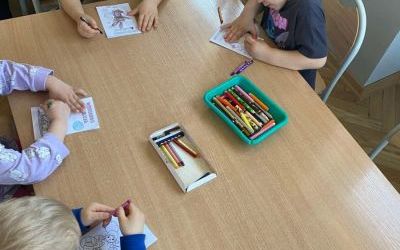 Wielkanocny tydzień w grupie „Pszczółki” (15)