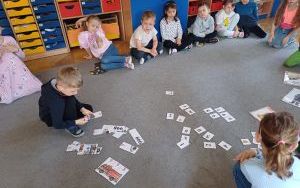 Zuchy poznają zawód dzielnego strażaka (9)
