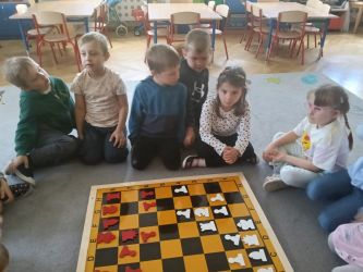 Mali szachiści - grupa Zuchy (20)