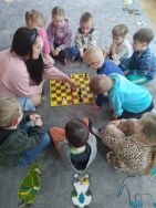Mali szachiści - grupa Zuchy (13)