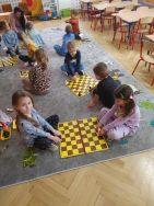 Mali szachiści - grupa Zuchy (14)