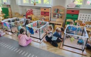 "Skąd się bierze miód?"  (17)