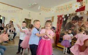 Dzień Mamy i Taty w grupie Zuchy (2)