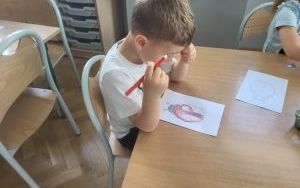 Pszczółki poznają łąkę (7)