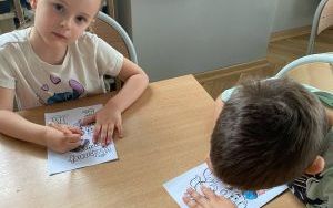 Święto rodziny w grupie “Pszczółki” (7)