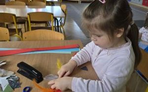 Krasnale poznają „dzieci świata" (5)