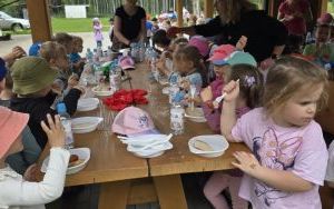 Krasnale w lesie (3)
