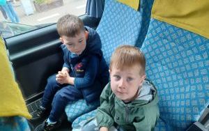 Smerfy na wycieczce w lesie (6)