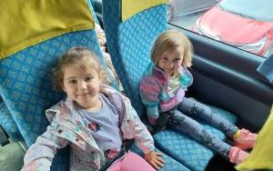 Smerfy na wycieczce w lesie (7)