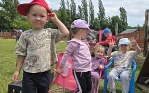 Krasnale z wizytą u alpak (1)