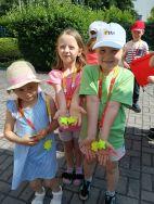Słoneczka poznają pracę kierowcy ciężarówki (6)
