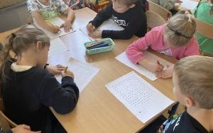Historia i tradycje regionalne – „Oleśnickie Bystrzaki” w grupie Zuchy (6)
