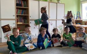 Historia i tradycje regionalne – „Oleśnickie Bystrzaki” w grupie Słoneczka (2)