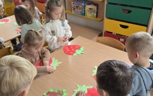 Letnie przysmaki w grupie Krasnale (7)