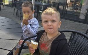 Letnie przysmaki w grupie Krasnale (13)