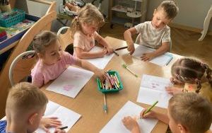 Czym podróżujemy? - grupa Pszczółki  (6)