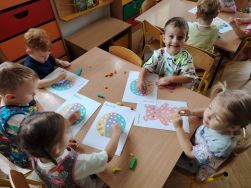 Pierwsze dni w przedszkolu - grupa "Krasnale" (5)