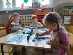 Pierwsze dni w przedszkolu - grupa "Krasnale" (7)