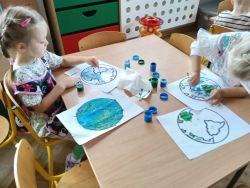 Pierwsze dni w przedszkolu - grupa "Krasnale" (9)