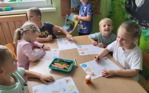 Słoneczka poznają zasady ruchu drogowego (7)