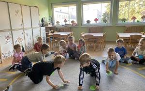 Międzynarodowy Dzień Kropki w grupie „Słoneczka” (9)