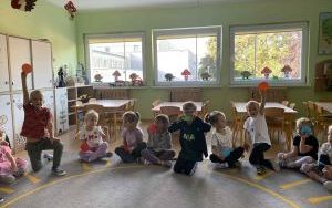 Międzynarodowy Dzień Kropki w grupie „Słoneczka” (3)