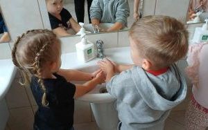 Smerfy dbają o higienę  (15)