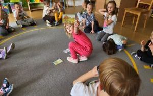 Słoneczka poznają pogodę (4)