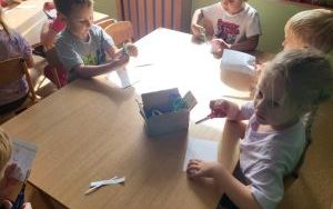 Słoneczka poznają pogodę (6)
