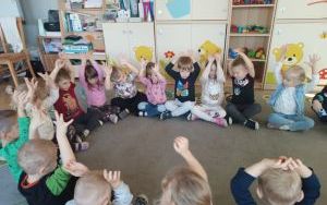 Jesienne zajęcia w grupie Misie (6)